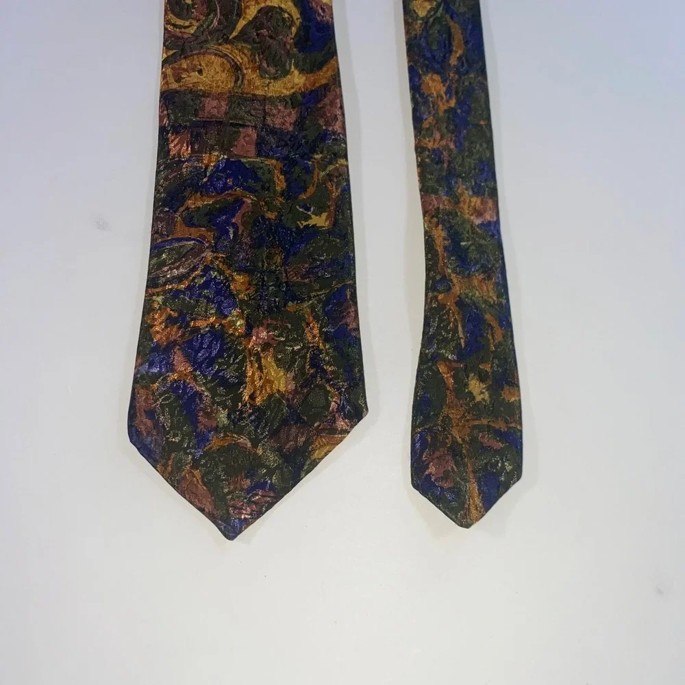 Daniel Josephs by Confluence‎ Mens Silk Abstract Tapestry Necktie Gold Purple
